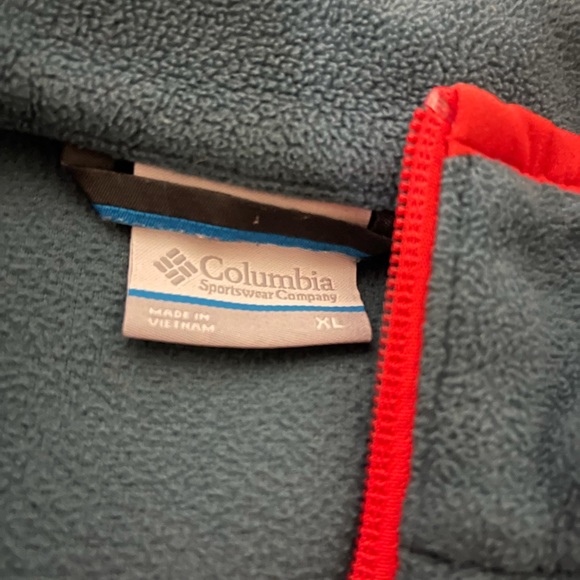 Men’s Columbia Fleece Pullover - Picture 2 of 2